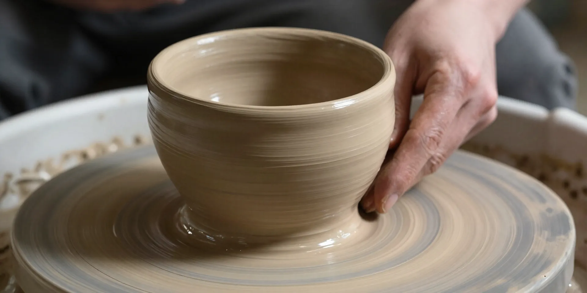 How to Stop Drag Lines and Finger Grooves on Freshly Thrown Pots