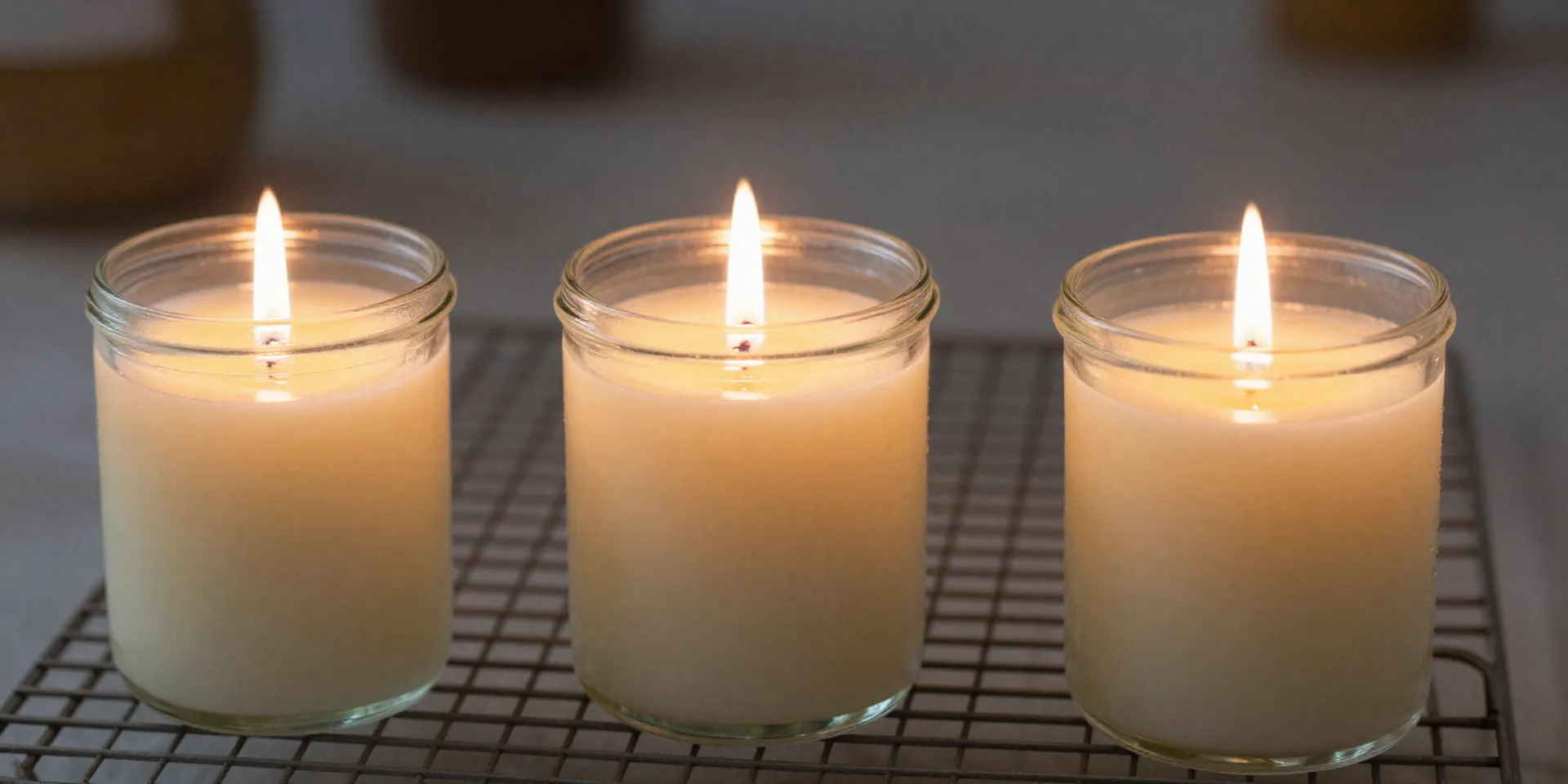 How to Wick Test Soy Candles Like a Beginner Who Wants Pro Results