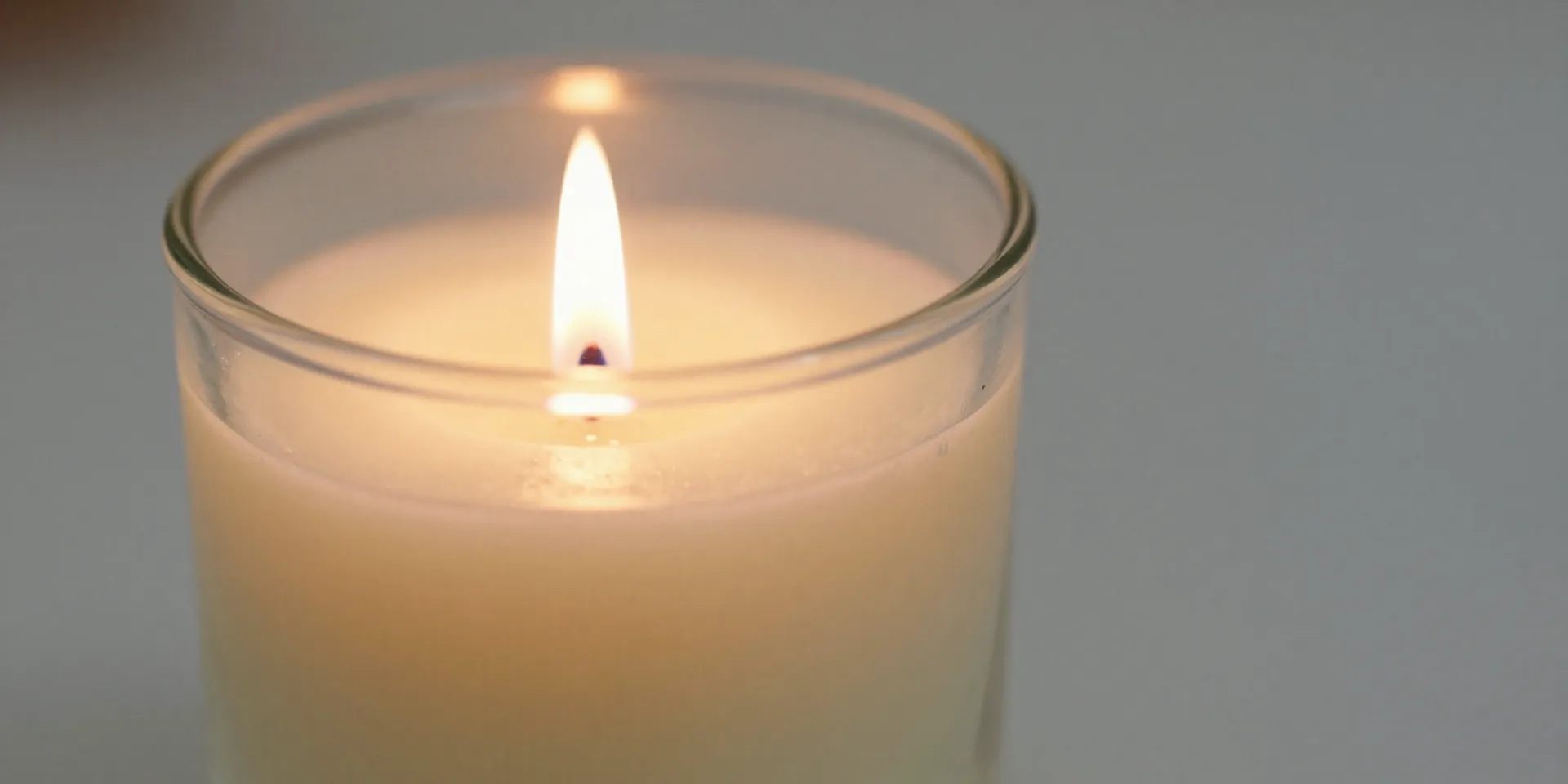 Mushrooming Wicks in Soy Candles: What Causes It and How to Stop It