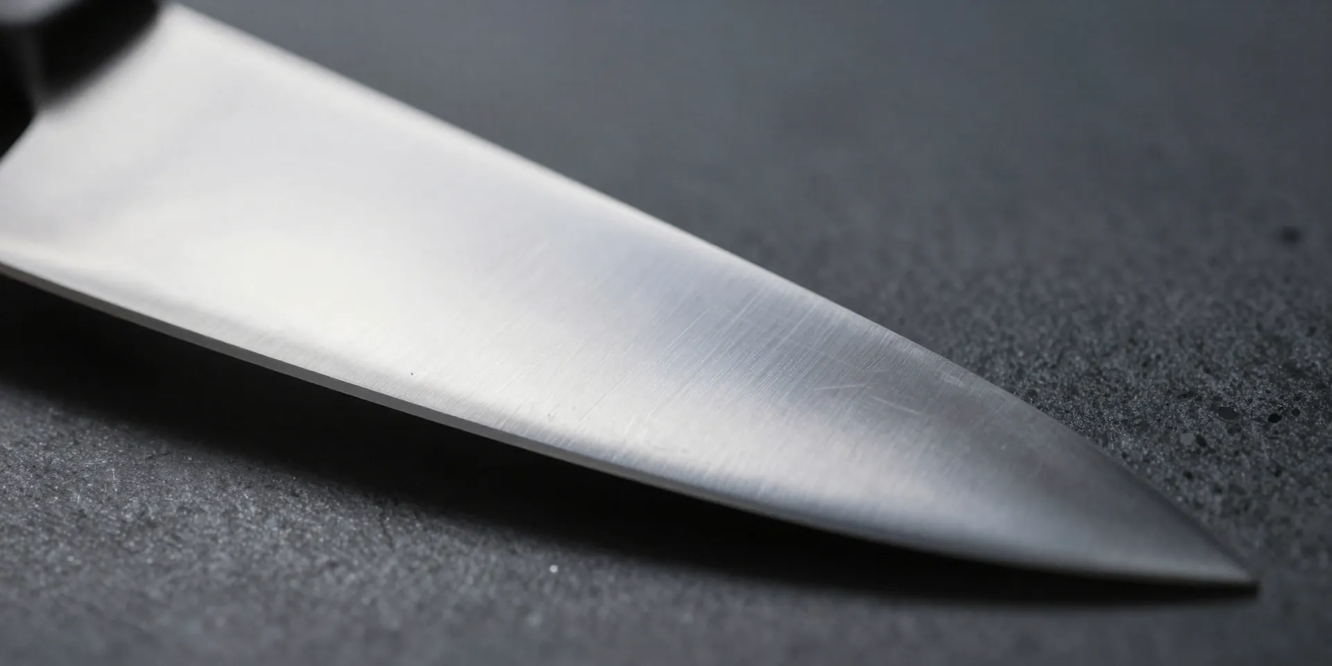 Can You Over-Polish a Kitchen Edge? What Metallurgy Says