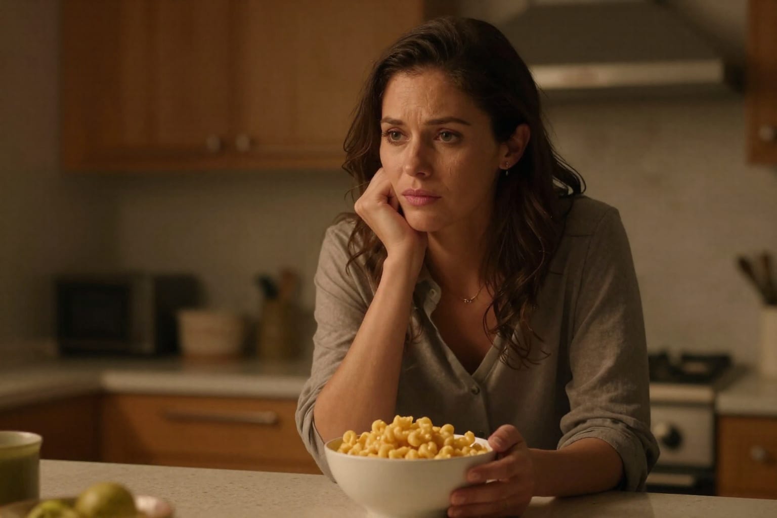 Why Your Brain Craves Comfort Food (It’s Not Just Stress)