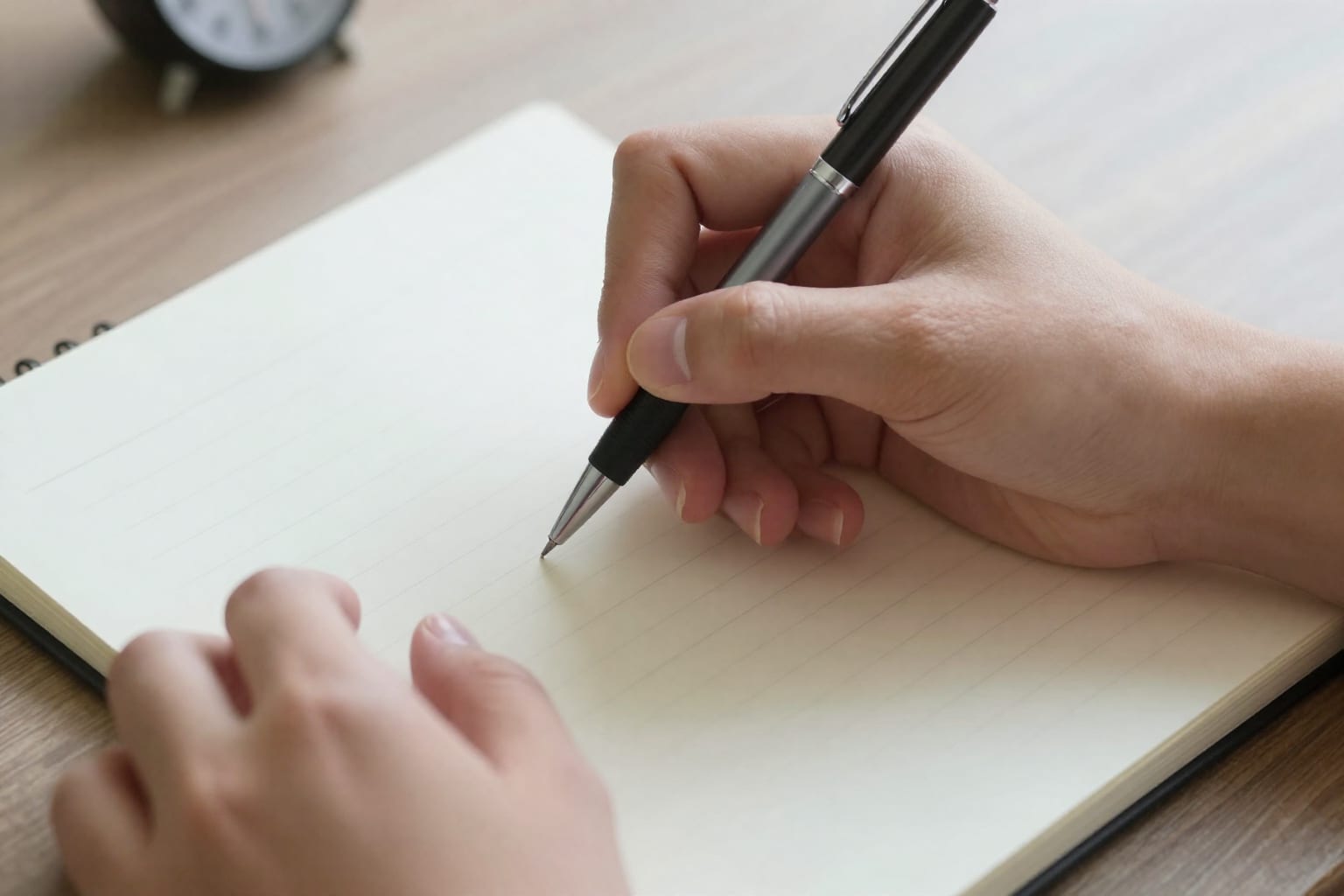 The 4-Step Expressive Writing Protocol That Lowers Stress (Backed by Science)