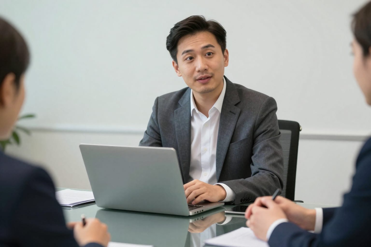 Explaining Your Online Degree in a Job Interview: 3 Moves That Win